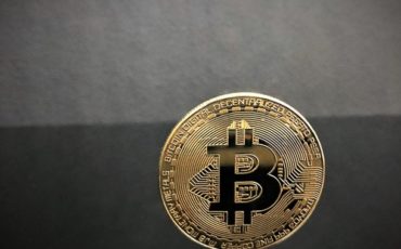 bitcoin_on_grey_background.jpg__740x380_q85_crop_subsampling-2