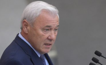 Anatoly-Aksakov-Chairman-of-the-State-Duma-Committee-on-Financial-Markets-RIAN-_3230688.HR_.ru_-e1516191831222 Anatoly-Aksakov-Chairman-of-the-State-Duma-Committee-on-Financial-Markets-RIAN-_3230688.HR_.ru_-e1516191831222