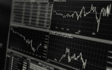 blackandwhite_secretive_trading.jpg__740x380_q85_crop_subsampling-2