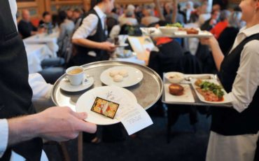 les-bras-manquent-dans-le-secteur-de-l-hotellerie-et-la-restauration les-bras-manquent-dans-le-secteur-de-l-hotellerie-et-la-restauration