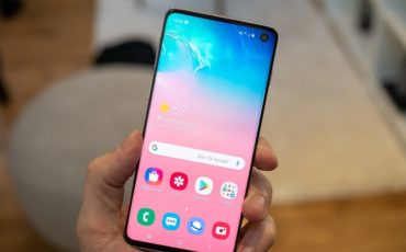 samsung-galaxy-s10-mwc-Rude-Baguette-e1550700257257