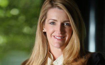 Kelly Loeffler New Atlanta Dream co-owner Kelly Loeffler is currently the VP of investor Relations and Corporate Communications at Intercontinental Exchange Tuesday, May 24, 2011. She bought into the Dream partly to push players to see sports as paving the way to success all the way up the corporate ladder. (AP Photo/Atlanta Journal-Constitution, Vino Wong) MARIETTA DAILY OUT; GWINNETT DAILY POST OUT; LOCAL TV OUT; WXIA-TV OUT; WGCL-TV OUT