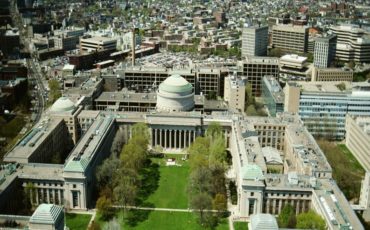 MIT (Massachusetts Institute of Technology) MIT (Massachusetts Institute of Technology)